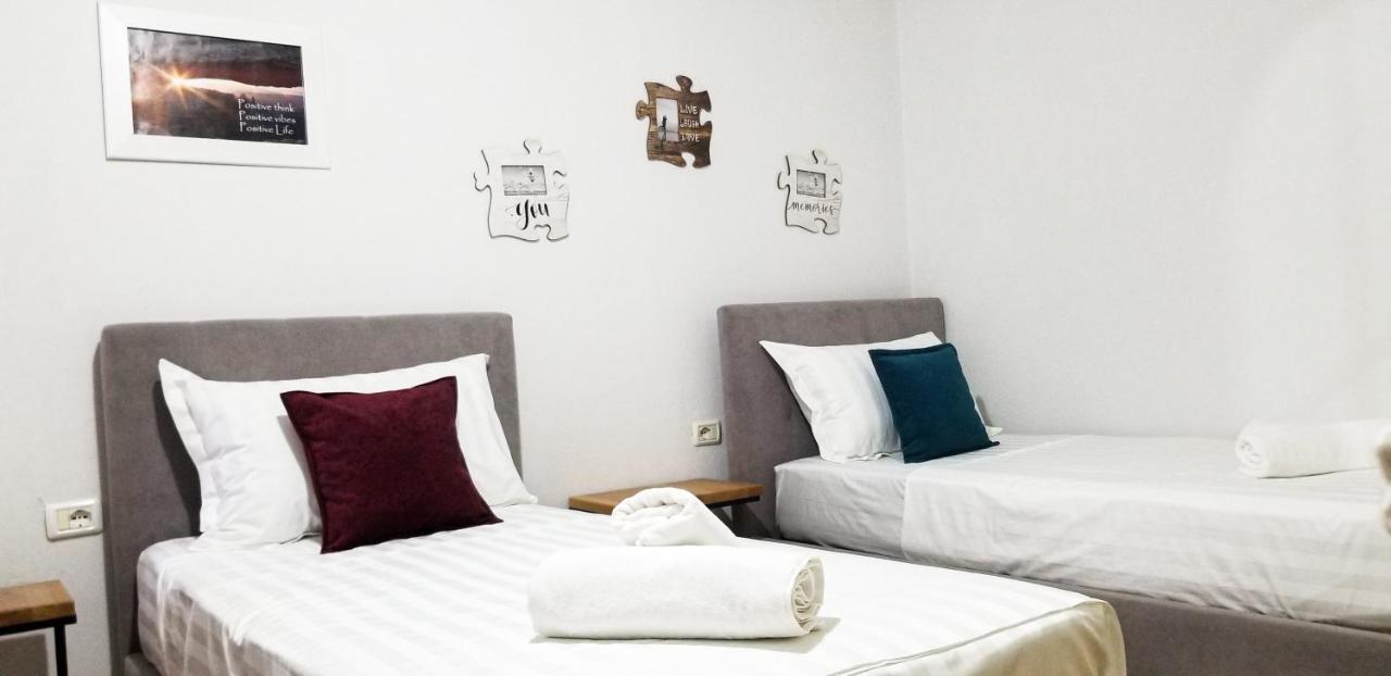 Spacious And Cozy Apartment - Ajia Apartment Tirana Exterior foto