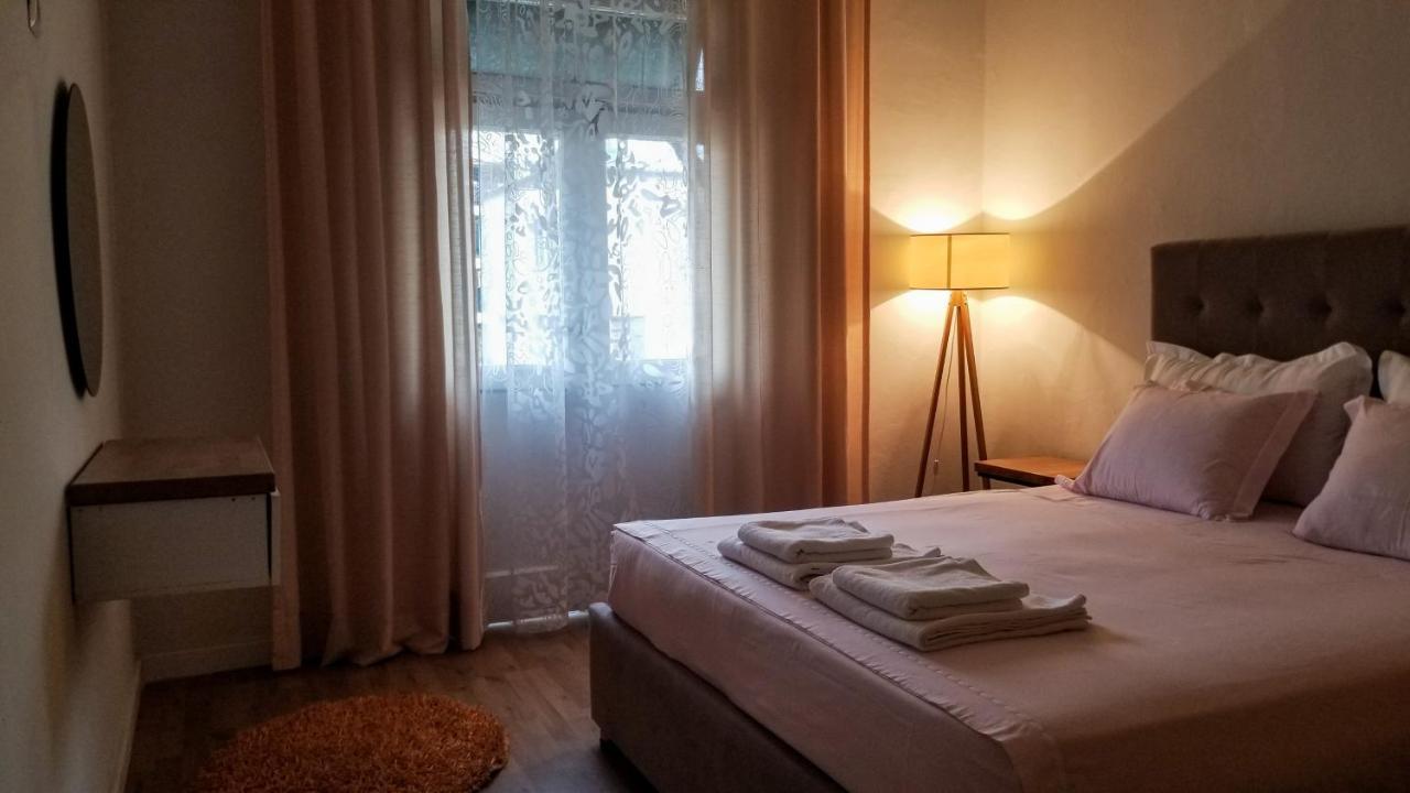 Spacious And Cozy Apartment - Ajia Apartment Tirana Exterior foto
