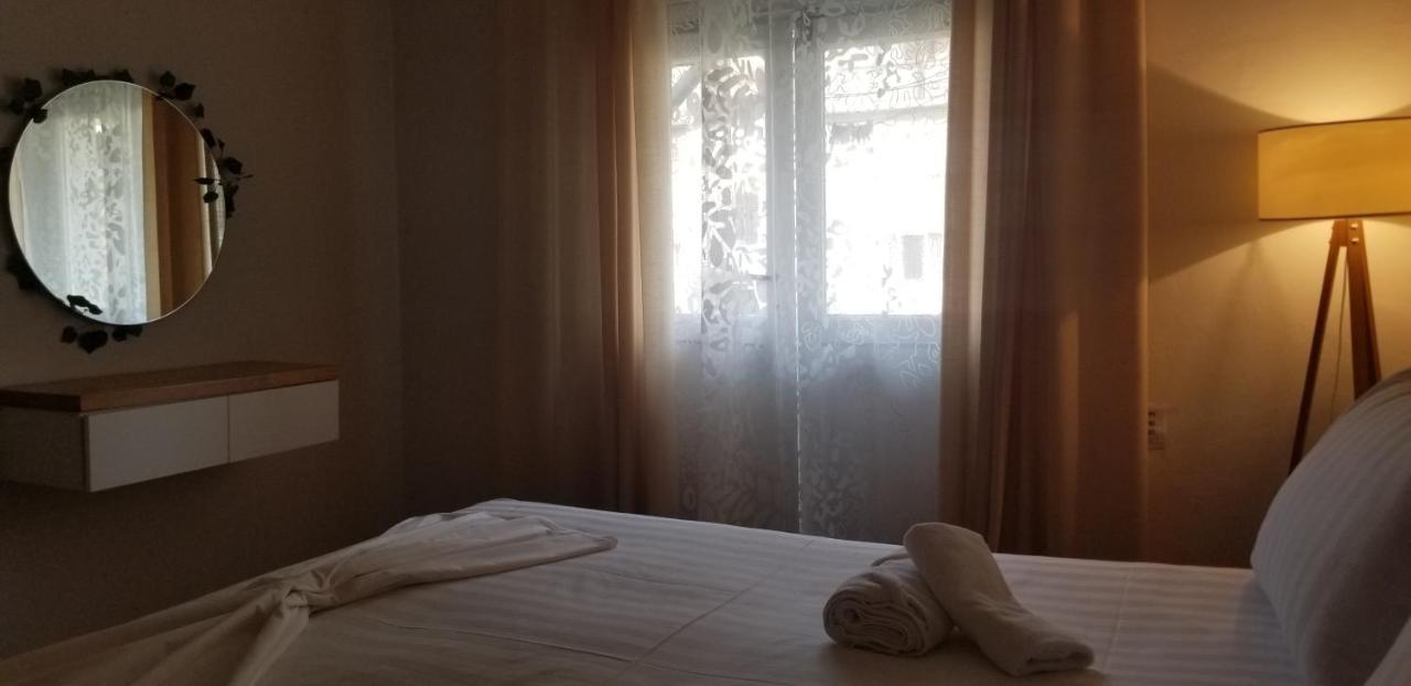 Spacious And Cozy Apartment - Ajia Apartment Tirana Exterior foto